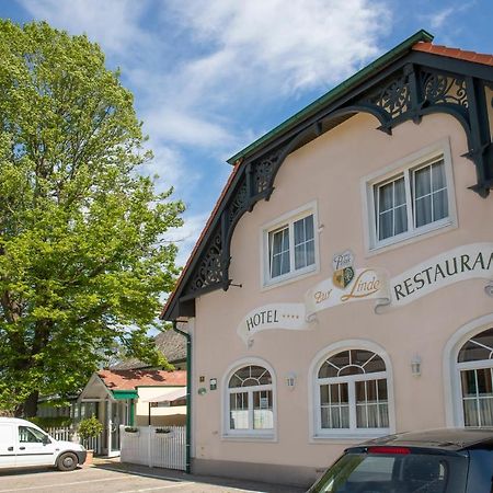 Self-Check-In Hotel Vinoq Mistelbach Exterior photo